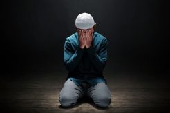 cara mengatasi kesedihan menurut Islam